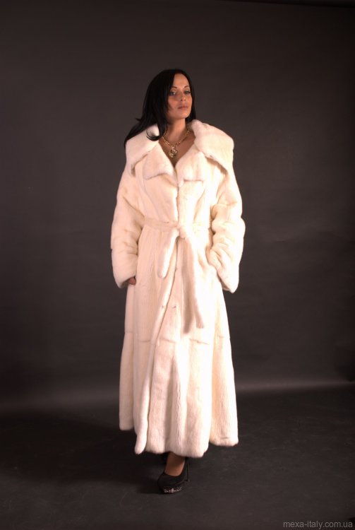 Купить  Шуба белая норковая Roberto Cavalli двухсторонняя (арт.0008) по самой низкой цене